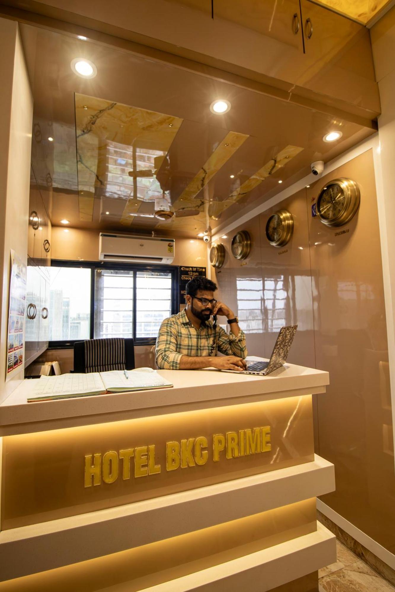 Hotel Bkc Prime - Near Us Consulate มุมไบ ภายนอก รูปภาพ